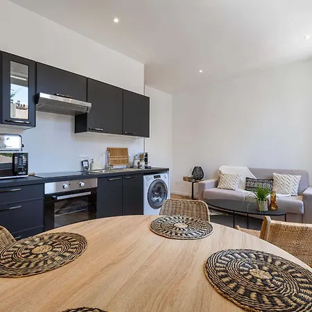 Beautiful Renovated Near Croisette Apartment *